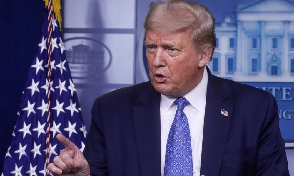 Ο Τραμπ στήνει "παγίδες" στον Μπάιντεν: Δημιουργεί επικίνδυνα τετελεσμένα σε θέματα εξωτερικής πολιτικής